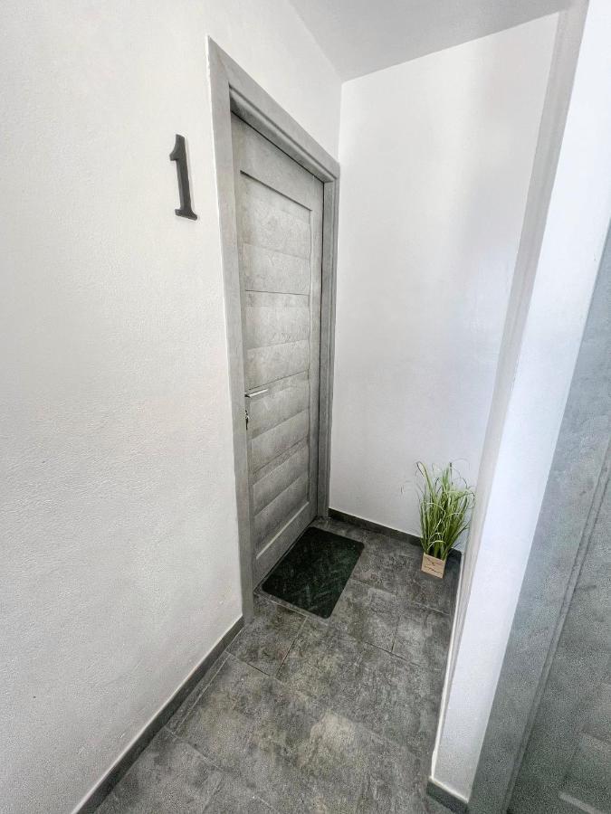 Luxor Ultra-Central Apartments Sibiu Exterior photo
